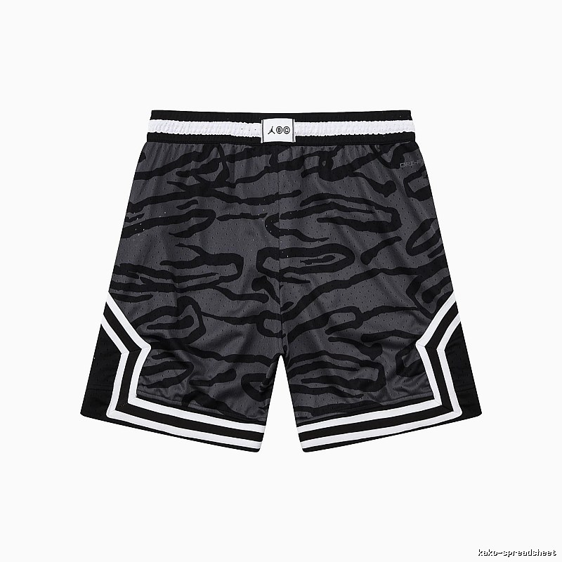 AJ sporty black and grey shorts