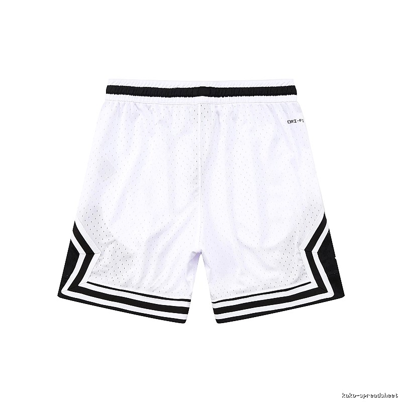 AJ sporty black and white shorts