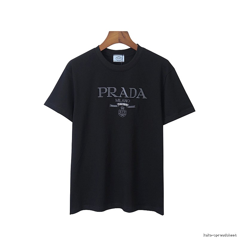 Amiri Streetwear Logo T-shirt Black Small AM with Logo Accent