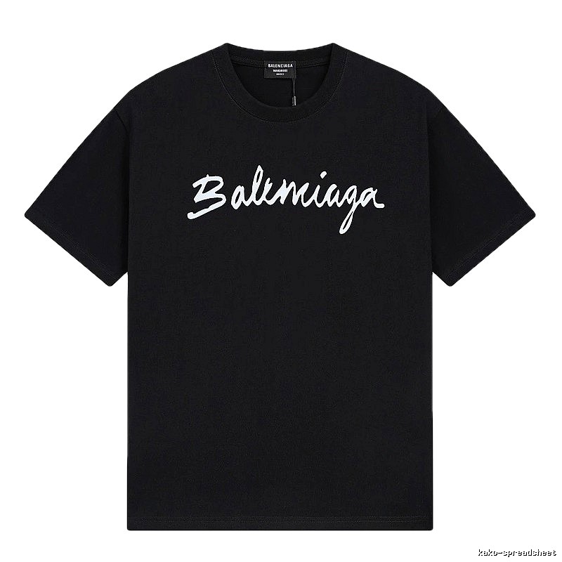 Balenciaga minimalist style black T-shirt