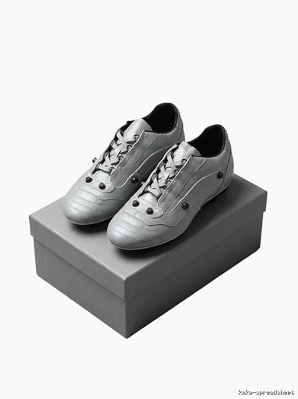 Balenciaga retro-style silver-gray shoes