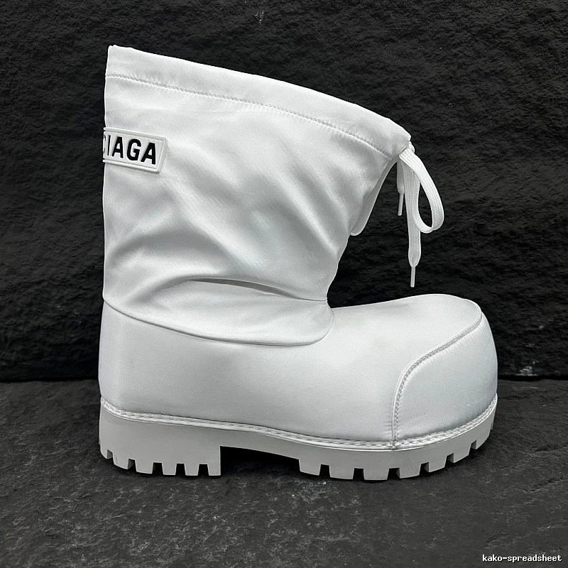 Balenciaga White Padded Boot with White Padded Boot Detail