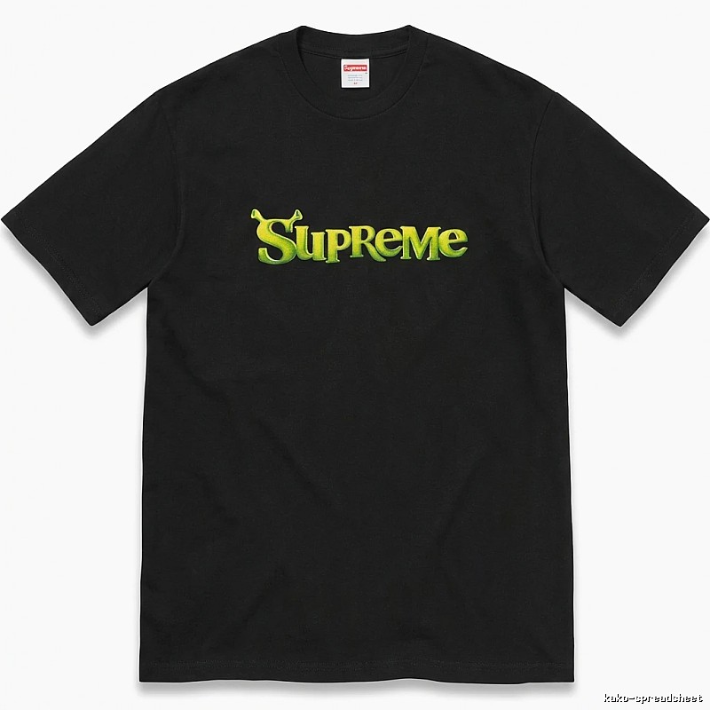 Black T-shirt with Supreme letter print