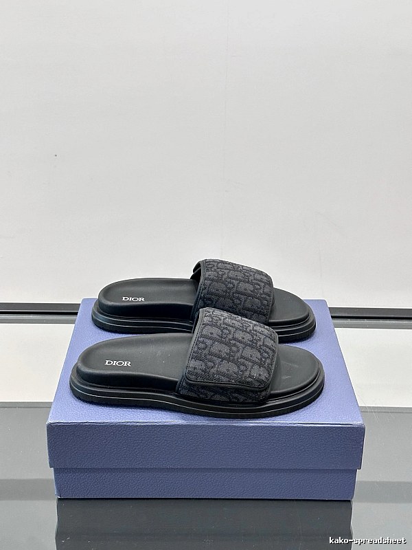 Dior Monogram Light Luxury Style Black Slide Sandals