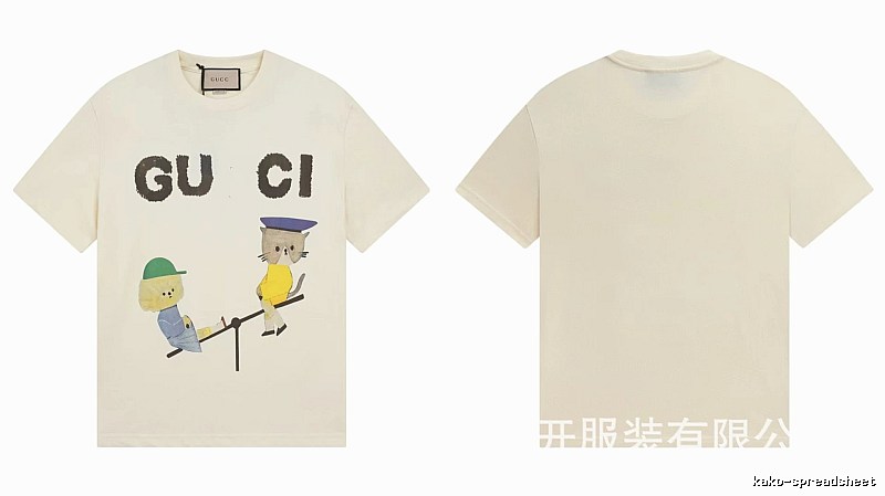 Gucci Playful Whimsical Animal Print Off-white T-shirt