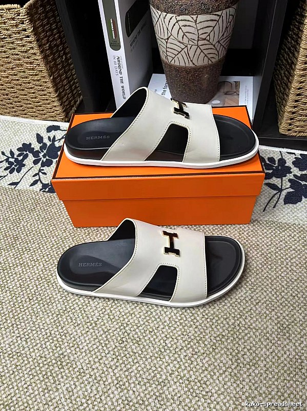 Hermès H Series Light Luxury Style Off-white Slide Sandals