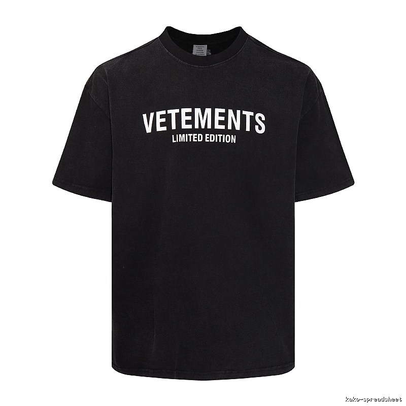 Monogram Statement graphic T-shirt Black Colorful Lucky for Layered Styling