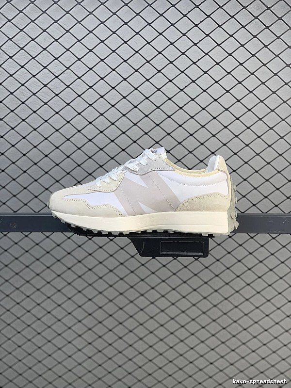 New Balance Retro Runners, Cream and Retro Runner Shape
