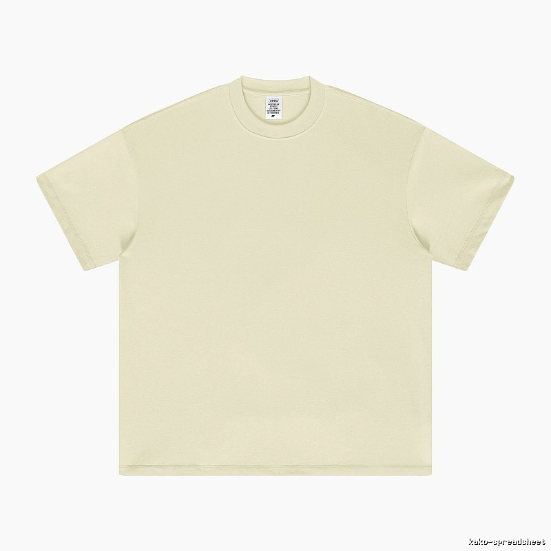 Patterned Plain white T-shirt Minimal White Short with Polished Detail