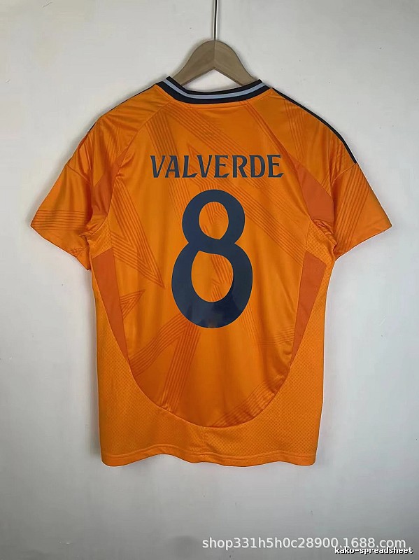 Real Madrid Classic Bellingham #5 soccer jersey White Real Madrid with Travel-Friendly Style