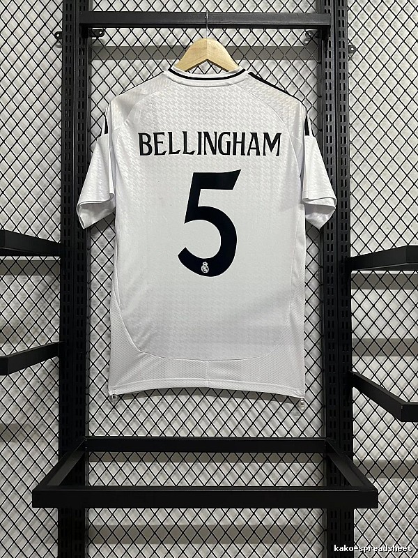 Real Madrid Daily Home soccer jersey White Real Madrid for City Outfits Select Edition