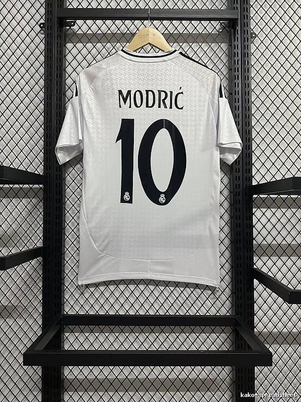 Real Madrid Resort Home soccer jersey White Real Madrid for Travel Looks Select Edition