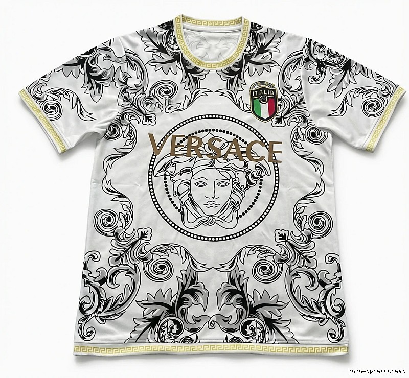 Stussy-printed trendy white T-shirt