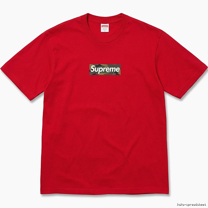 Supreme camouflage-style red T-shirt