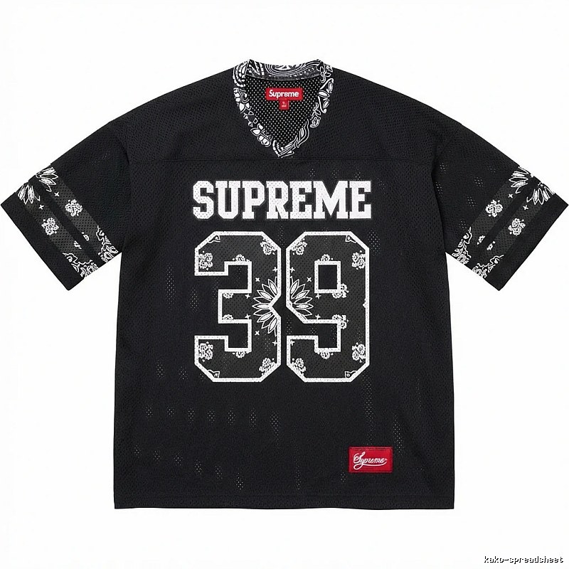 Supreme - printed sporty black T - shirt